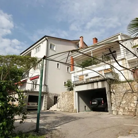 With A Parking Space - 9655 Daire *
